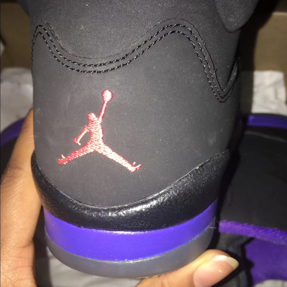 Retro Air Jordan 5 - Picture 4 of 8